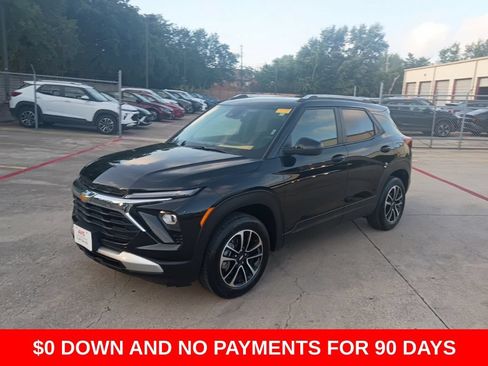 Used 2025 Chevrolet TrailBlazer LT AWD/4WD image 1