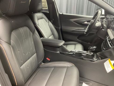 New 2026 Buick Envista Avenir image 15