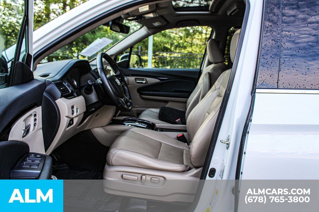 Used 2021 Honda Pilot Elite image 16