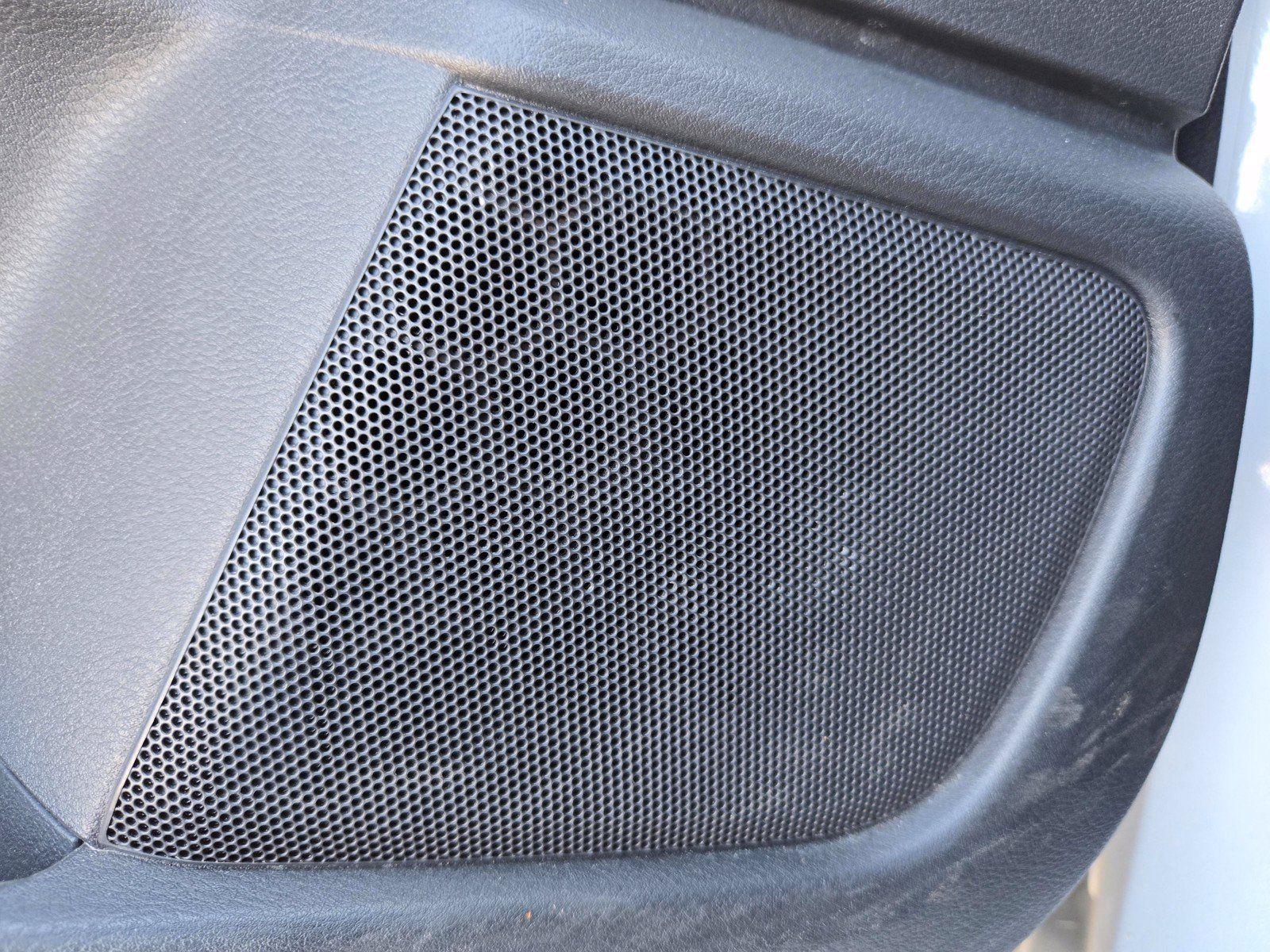 Used 2023 Nissan Sentra SV FWD image 16