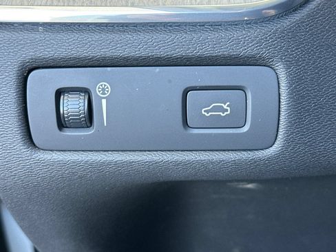Used 2019 Volvo XC60 T6 Inscription AWD/4WD image 34