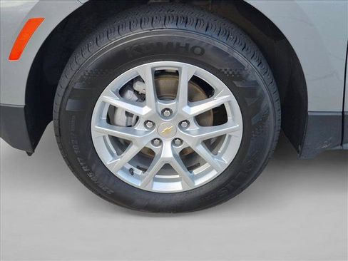 Used 2024 Chevrolet Equinox LT AWD/4WD image 22