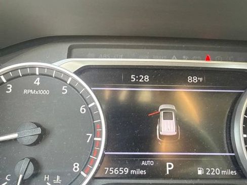 Used 2022 Nissan Pathfinder SL w/ SL Premium Package AWD/4WD image 5