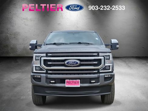 Used 2022 Ford F350 Platinum image 2