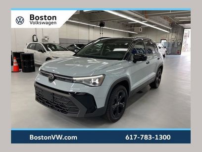 Used 2025 Volkswagen Taos SE