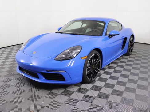 Used 2025 Porsche 718 Cayman image 1