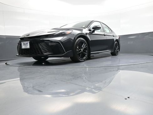 Certified 2025 Toyota Camry SE w/ Convenience Package FWD image 26
