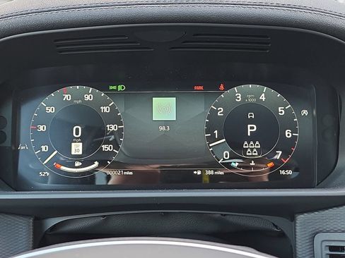 New 2026 Land Rover Discovery Limited Edition AWD/4WD image 19
