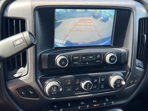 Used 2017 GMC Sierra 1500 SLT AWD/4WD image 11