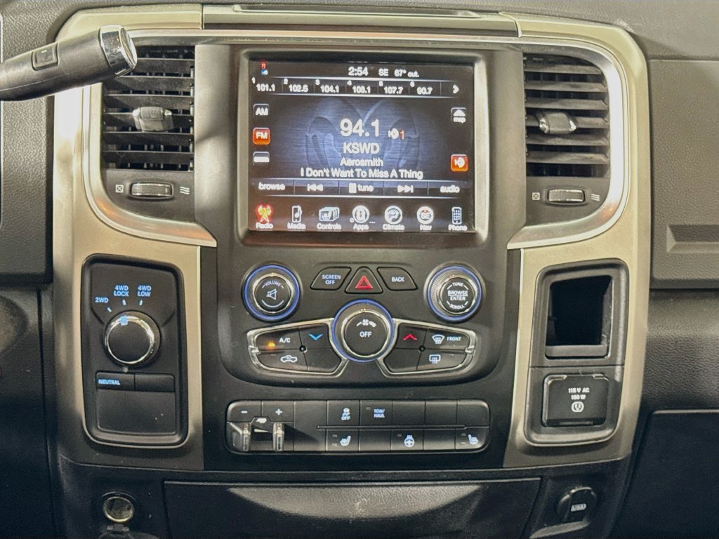 Used 2015 RAM 3500 Big Horn AWD/4WD image 13