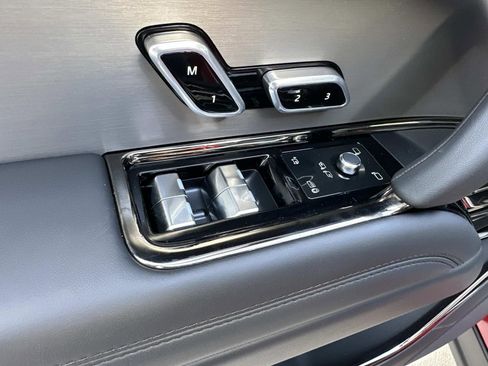 New 2026 Land Rover Range Rover Sport SE AWD/4WD image 10