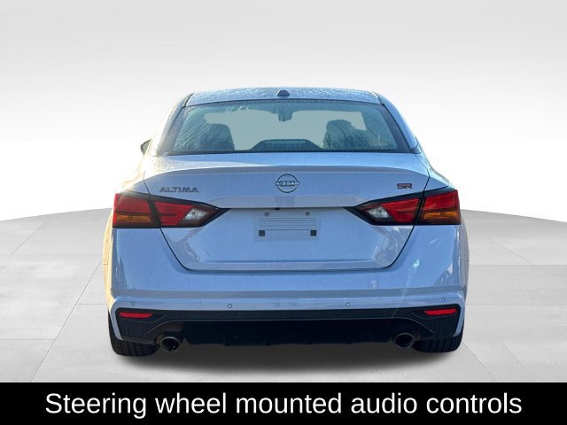 Used 2024 Nissan Altima 2.5 SR FWD image 6