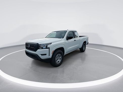Used 2024 Nissan Frontier S w/ S Utility Package RWD image 4