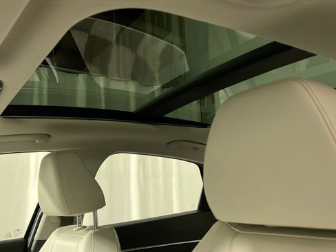 Used 2023 Hyundai Sonata Limited w/ Preferred Accessory Package image 25