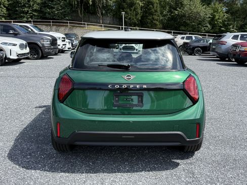 Used 2026 MINI Cooper 2-Door Hardtop FWD image 5