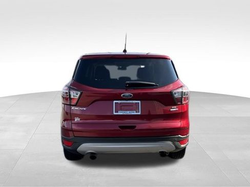 Used 2017 Ford Escape SE AWD/4WD image 4