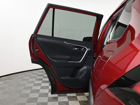 Used 2023 Toyota RAV4 XLE w/ Convenience Package image 31