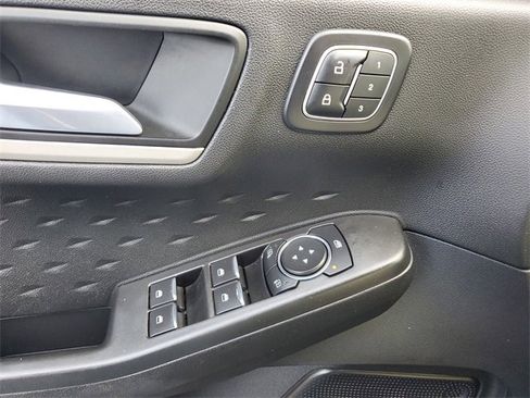 Used 2020 Ford Escape SEL image 19