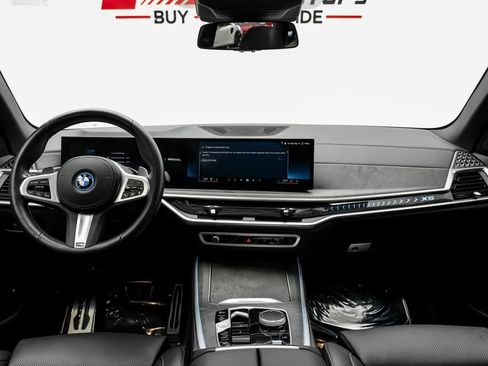 Used 2024 BMW X5 xDrive50e w/ M Sport Package AWD/4WD image 15