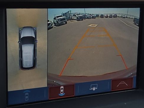 Used 2018 GMC Acadia Denali w/ Technology Package FWD image 18