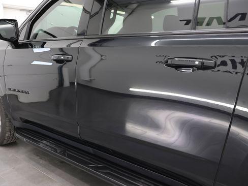 Used 2023 Chevrolet Suburban RST w/ Luxury Package AWD/4WD image 41