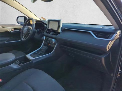 Used 2024 Toyota RAV4 Hybrid Woodland image 26