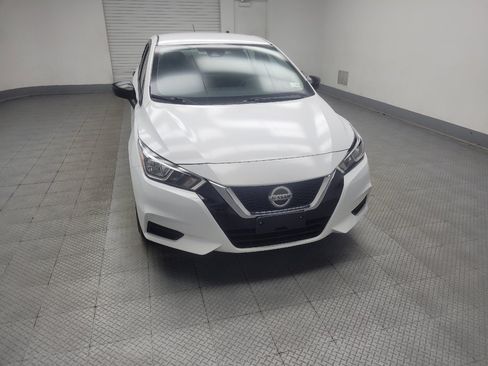 Used 2022 Nissan Versa S FWD image 14