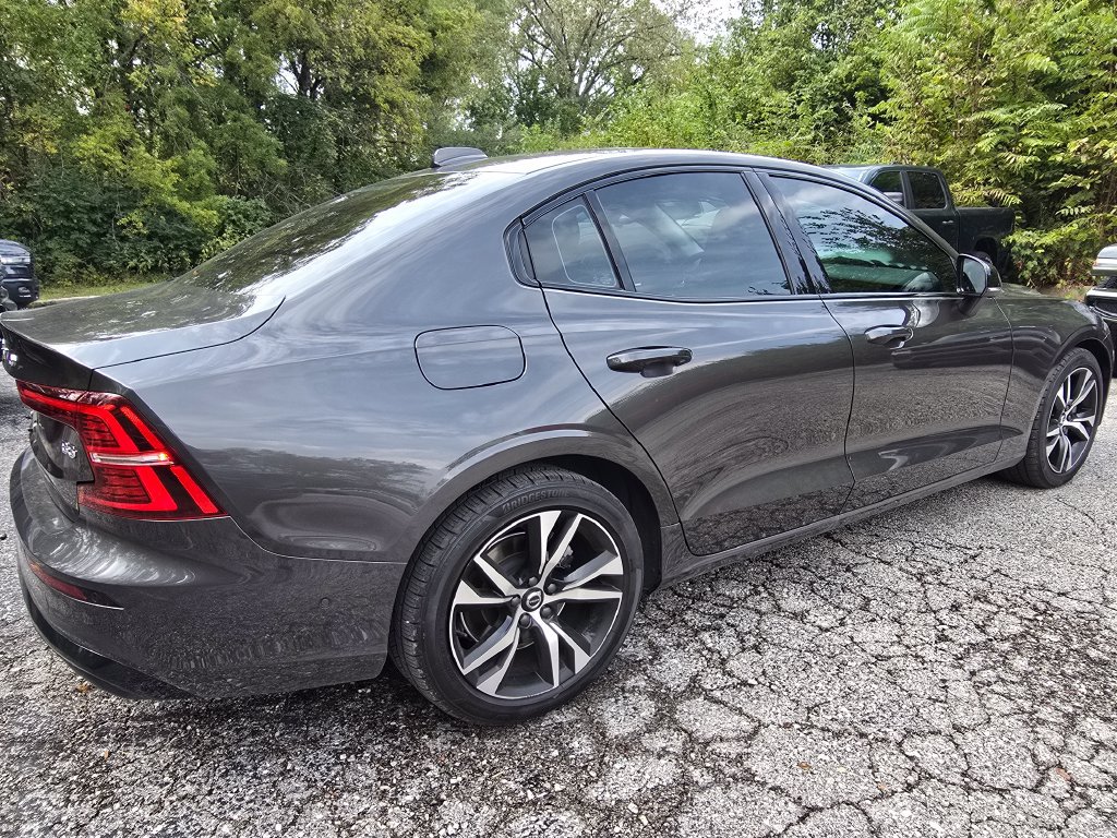 Used 2023 Volvo S60 B5 Plus FWD image 8