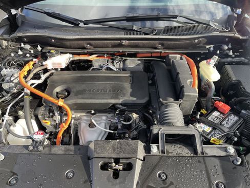 Used 2023 Honda CR-V Sport Touring image 27