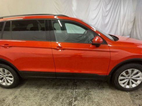 Used 2019 Volkswagen Tiguan S w/ 3rd Row Seat Package image 9
