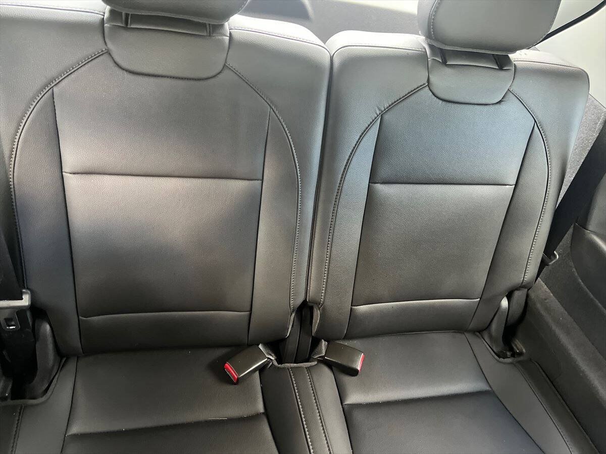 Used 2019 Acura MDX SH-AWD image 10
