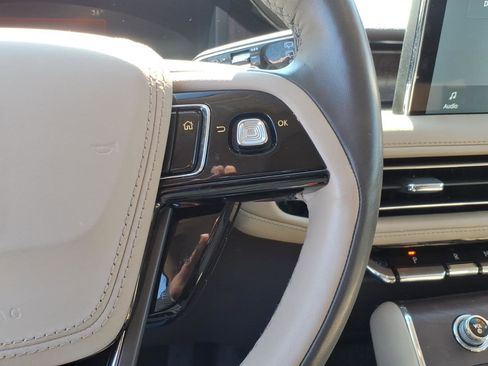 Used 2023 Lincoln Aviator Grand Touring w/ Elements Package Plus image 20