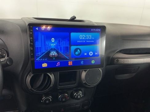 Used 2012 Jeep Wrangler Sport image 17