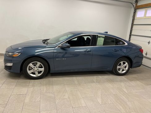 Used 2024 Chevrolet Malibu LT image 9