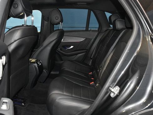 Used 2021 Mercedes-Benz GLC 300 4MATIC image 23