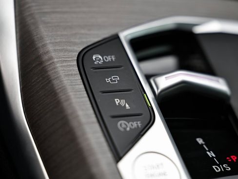 Used 2025 BMW 430i xDrive Coupe w/ M Sport Package image 36