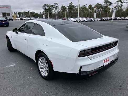 Used 2025 Dodge Charger R/T w/ Quick Order Package 25M R/T image 3