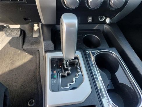 Used 2018 Toyota Tundra SR5 image 25