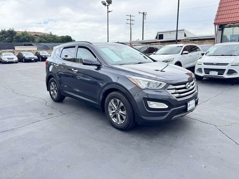 Used 2015 Hyundai Santa Fe Sport w/ Option Group 02 FWD image 9