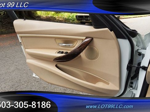 Used 2013 BMW 328i xDrive Sedan AWD/4WD image 27