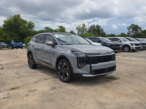 New 2026 Kia Sportage SX FWD image 2