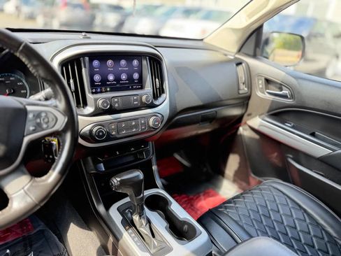 Used 2019 Chevrolet Colorado LT AWD/4WD image 22