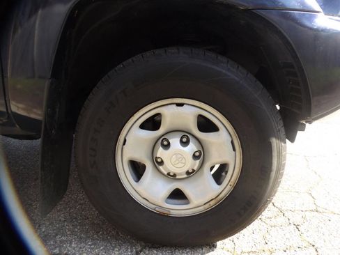 Used 2013 Toyota Tacoma 4x4 Access Cab V6 w/ SR5 Pkg image 23