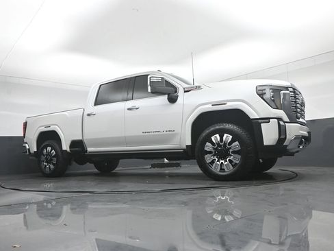 Used 2024 GMC Sierra 2500 Denali w/ Denali Reserve Package AWD/4WD image 72
