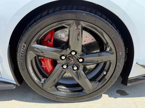 Used 2023 Chevrolet Corvette Z06 w/ Engine Appearance Package RWD image 14