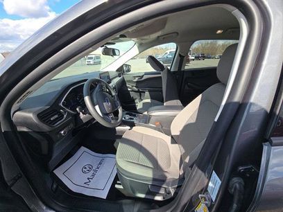 Used 2022 Ford Escape SE