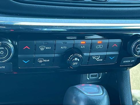 Used 2022 Jeep Compass High Altitude image 14