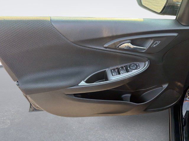 Used 2022 Chevrolet Malibu LT FWD image 17