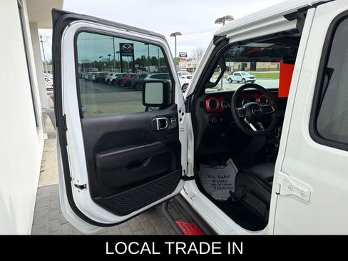 Used 2023 Jeep Gladiator Rubicon w/ LED Lighting Group AWD/4WD image 27