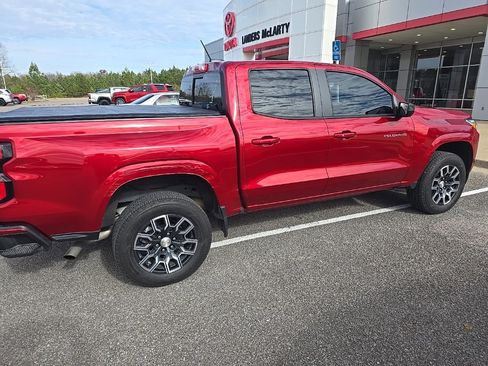 Used 2023 Chevrolet Colorado LT w/ LT Convenience Package III image 4
